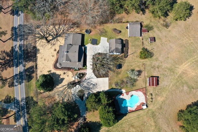 813 Sandy Creek Rd, House other with 5 bedrooms, 3 bathrooms and null parking in Fayetteville GA | Image 4