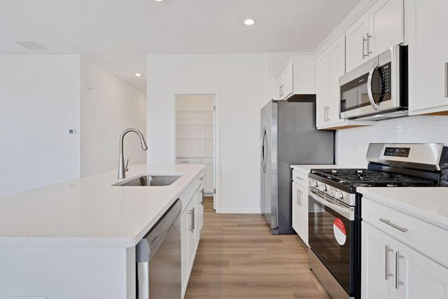 220-web-or-mls-12627 Maryland St - Whitn | Image 6