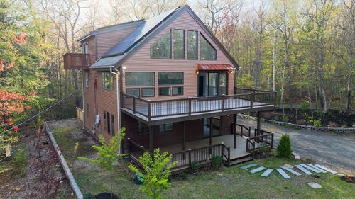 12 Haynes Hill Rd, Wales, MA, 01081-9753 | Card Image