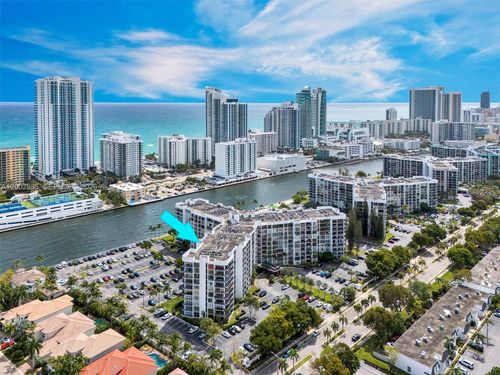 apt-407-1000 Parkview Dr, Hallandale Beach, FL, 33009-2985 | Card Image