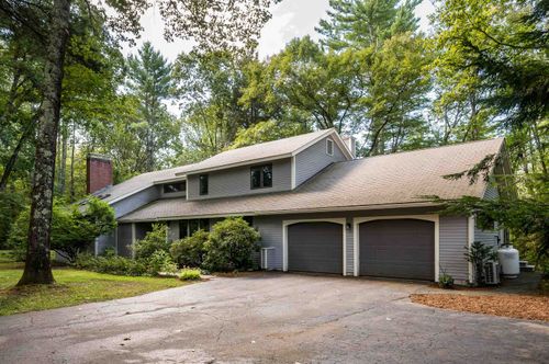 45 Moharimet Dr, Madbury, NH, 03823-7578 | Card Image