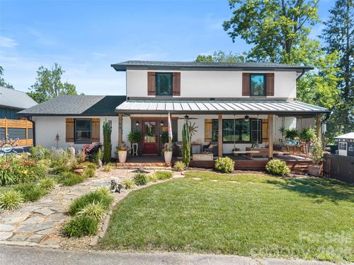 154 White Oak Ln, Brevard, NC, 28712-3245 | Card Image