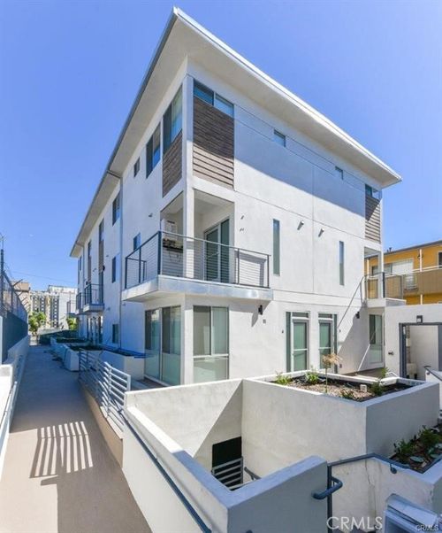1245 N New Hampshire Ave #7, Los Angeles, CA, 90029 | Card Image