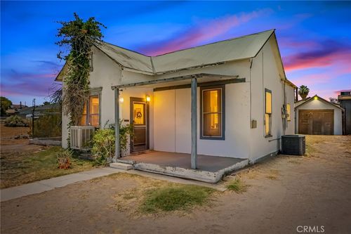 412 Palm Way, Needles, CA, 92363-3936 | Card Image