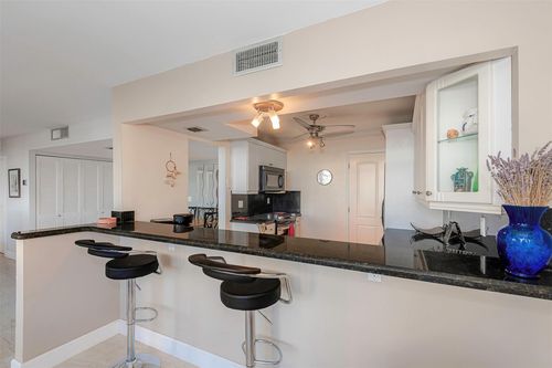 307-2017 S Ocean Dr, Hallandale Beach, FL, 33009-6643 | Card Image
