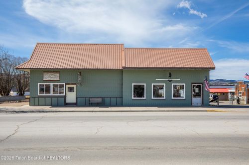 391 N Main St, Thayne, WY, 83127 | Card Image