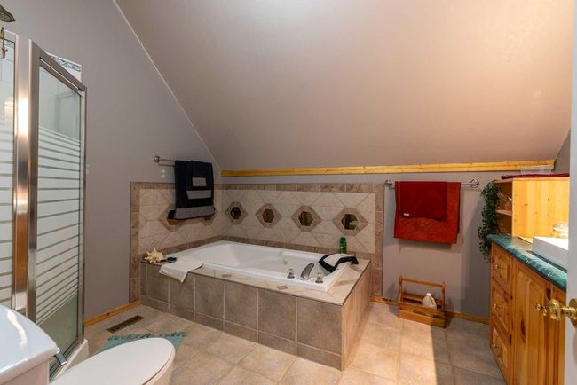 62407 Range Road 431, House other with 3 bedrooms, 4 bathrooms and 4 parking in Ardmore AB | Image 32
