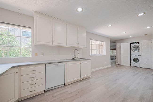 2814 Shadowdale Dr, House other with 3 bedrooms, 2 bathrooms and null parking in Houston TX | Image 19