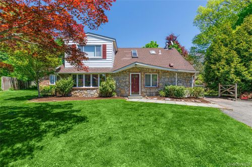 10 Bell Pl, Rye Brook, NY, 10573-1914 | Card Image