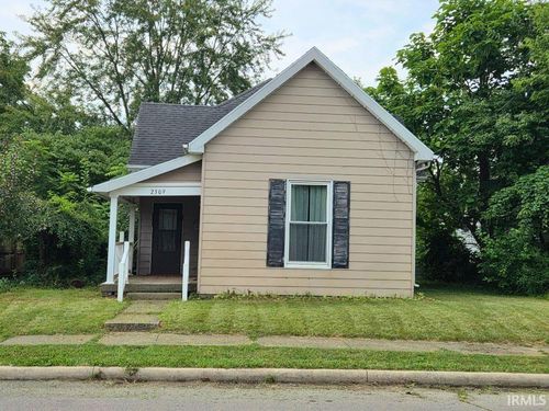 2309 Spring St, New Castle, IN, 47362-3837 | Card Image