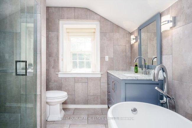 5626-5750 3 Rd Line, Home with 3 bedrooms, 2 bathrooms and 8 parking in Tottenham ON | Image 13