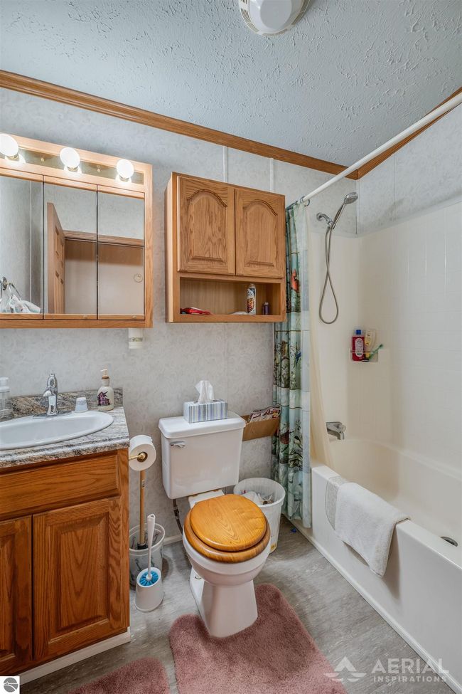 6130 Maple Ridge Rd, House other with 4 bedrooms, 2 bathrooms and null parking in Alger MI | Image 20