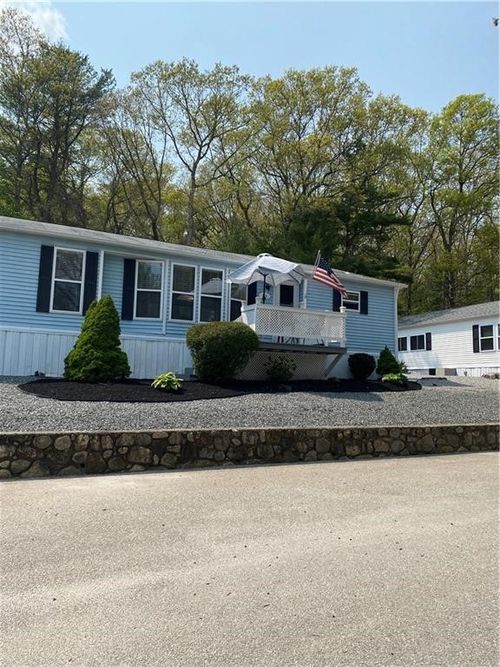 83 Sherwood Valley Ln, Coventry, RI, 02816-6908 | Card Image