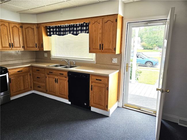 355 E Elm St, House other with 3 bedrooms, 2 bathrooms and 2 parking in Homer City PA | Image 10