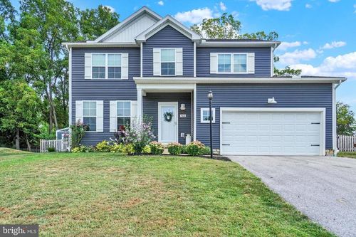 766 Weldon Dr, YORK, PA, 17404-4837 | Card Image
