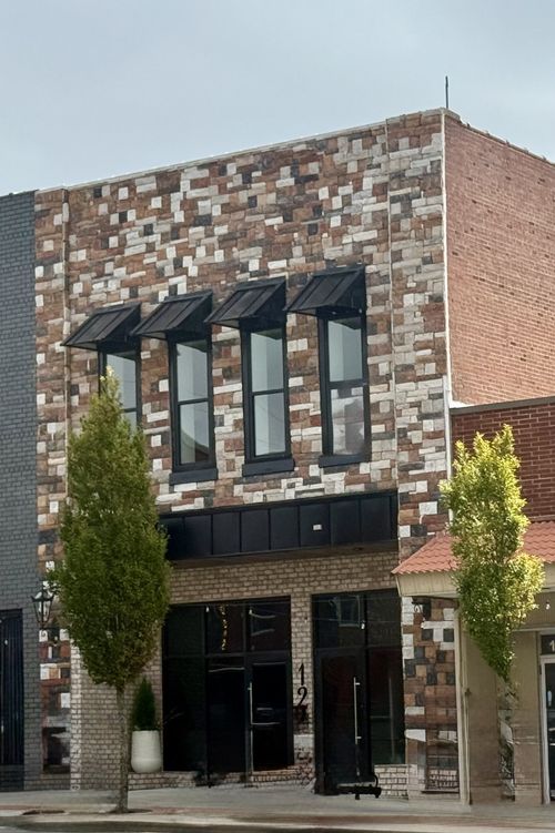 103-127 W Lincoln St, Tullahoma, TN, 37388-3517 | Card Image