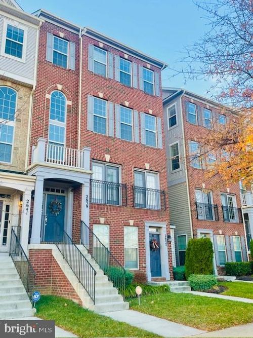 2639 Campus Way N, GLENARDEN, MD, 20706-2687 | Card Image