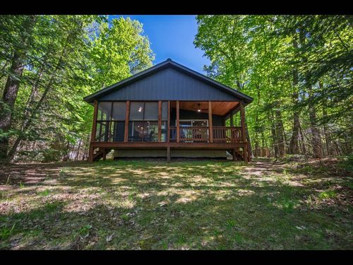 N16411 Cys Dr, Park Falls, WI, 54552-7352 | Card Image