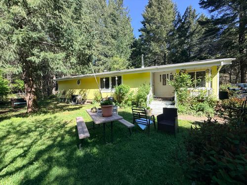 450 Jackadel Ln, Cave Junction, OR, 97523-9629 | Card Image