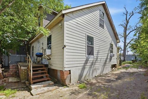 3814 Walker St, Houston, TX, 77023-1046 | Card Image