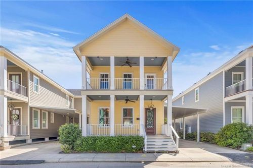 629 Hodges St, Lake Charles, LA, 70601-4212 | Card Image