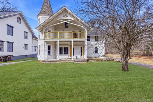 36 North St, Washingtonville, NY, 10992-1119 | Card Image