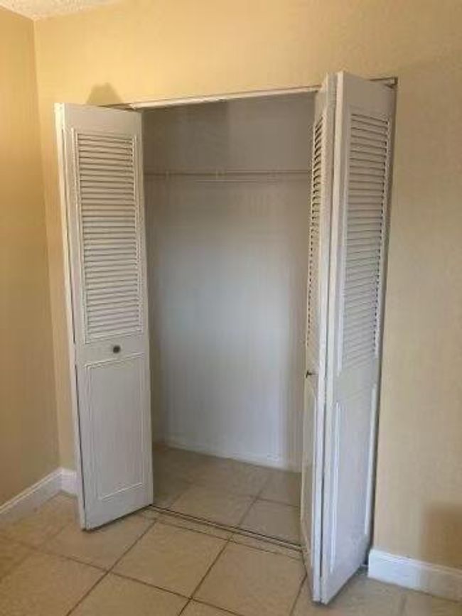 APT-322 - 8025 Sw 107 Th Ave, Condo with 2 bedrooms, 2 bathrooms and null parking in Miami FL | Image 10