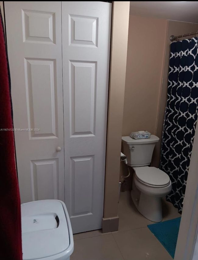APT-108 - 18870 Nw 57 Th Ave, Condo with 2 bedrooms, 2 bathrooms and null parking in Hialeah FL | Image 32