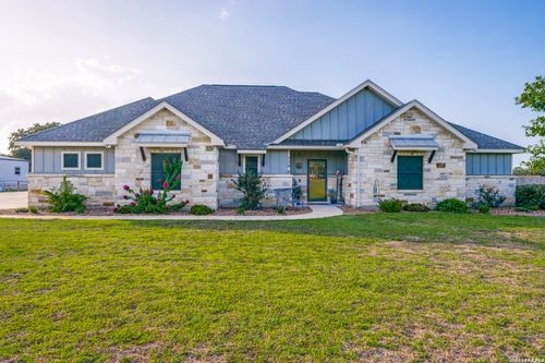 220 Cibolo Ridge Dr, La Vernia, TX, 78121-5950 | Card Image