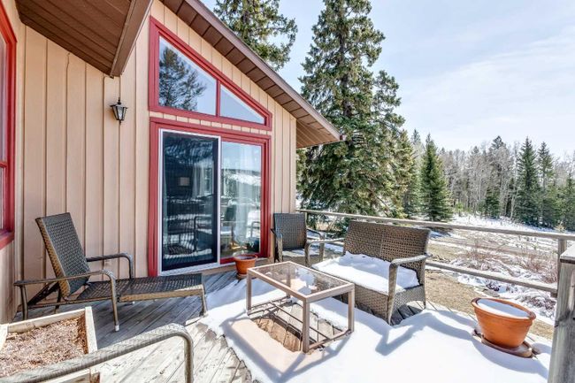 270240 Range Road 54, Home with 6 bedrooms, 2 bathrooms and 4 parking in Rural Rocky View County AB | Image 5