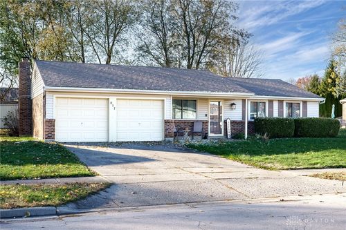 817 Southview Dr, Englewood, OH, 45322-2214 | Card Image