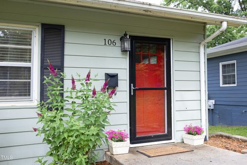 106 Eugene St, Carrboro, NC, 27510-2339 | Card Image