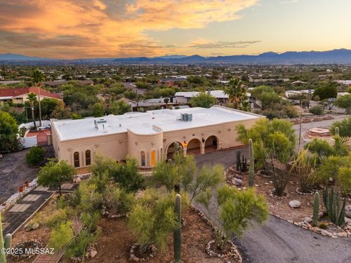 1136 E Deer Canyon Rd, Tucson, AZ, 85718-1078 | Card Image