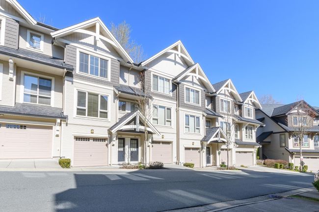 142 - 3105 Dayanee Springs Boulevard, Townhouse with 3 bedrooms, 2 bathrooms and 2 parking in Coquitlam BC | Image 1