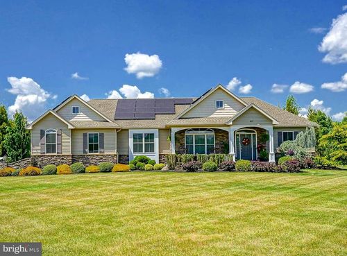 411 Winterberry Ln, HAMMONTON, NJ, 08037-9437 | Card Image
