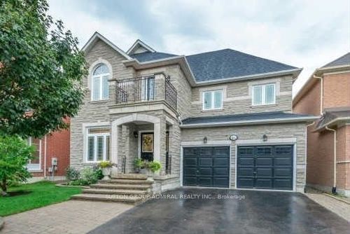 46 Oceanview St, Richmond Hill, ON, L4S2J8 | Card Image