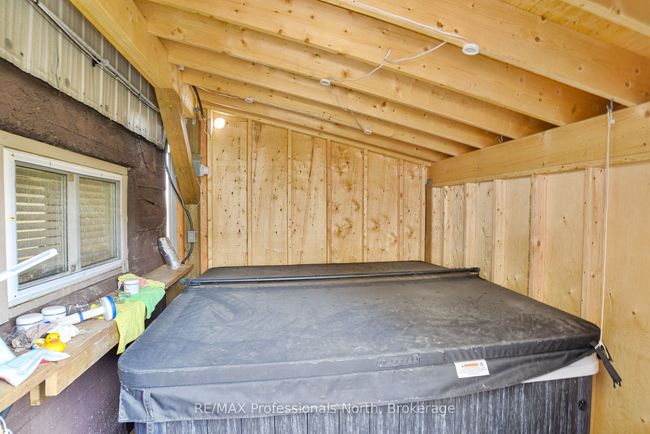 148 Park Rd, Home with 5 bedrooms, 5 bathrooms and 5 parking in Bracebridge ON | Image 8