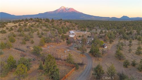 10410 County Highway A12, Montague, CA, 96064-9717 | Card Image