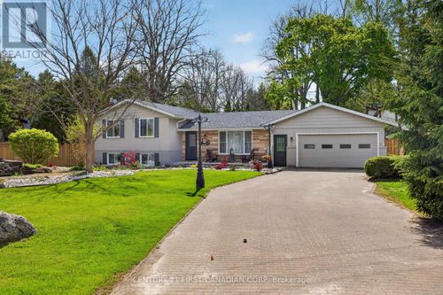 10383 Ilderton Road, Middlesex Centre, ON, N0M2A0 | Card Image