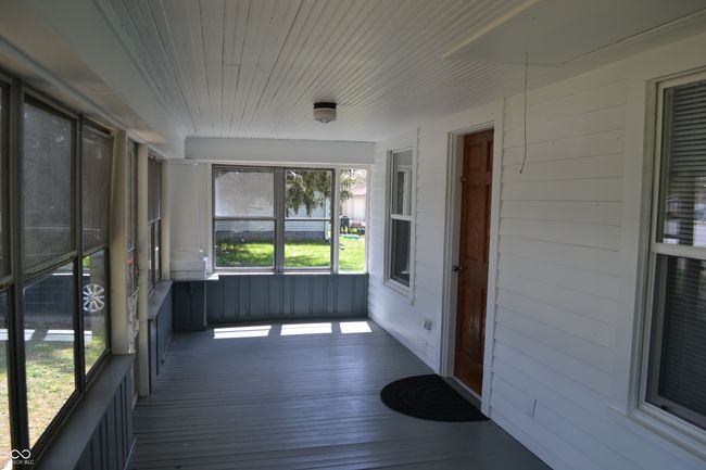Sunroom is spacious for relaxing | Image 11