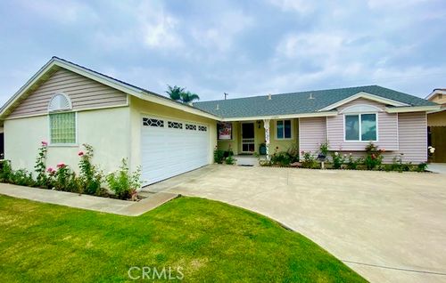 11891 Waverly Dr, Garden Grove, CA, 92840-2338 | Card Image