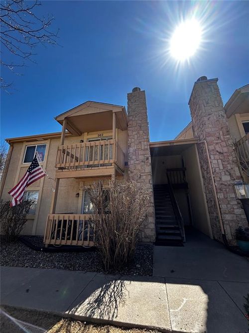 202-810 Tenderfoot Hill Rd, Colorado Springs, CO, 80906-3923 | Card Image