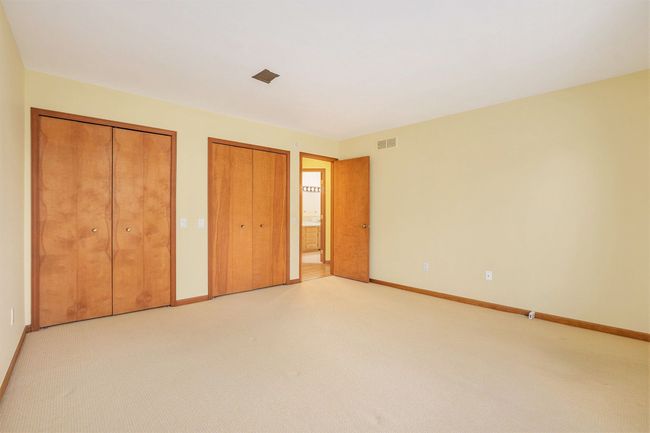Bedroom 2 closets | Image 20