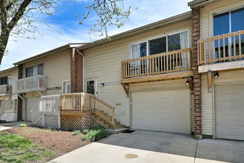 1517 Elder Dr, Aurora, IL, 60506-1220 | Card Image