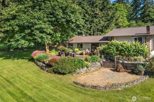 10801 Sw 238th St, Vashon, WA, 98070-7605 | Card Image