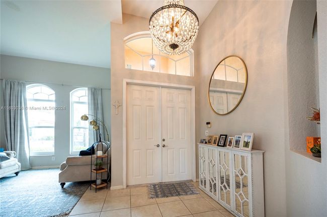 1850 Nw 72 Nd Way, House other with 4 bedrooms, 2 bathrooms and null parking in Pembroke Pines FL | Image 9