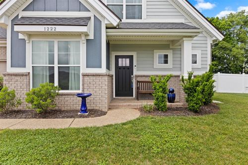 1222 Warrior Ln, Bowling Green, KY, 42104-8821 | Card Image