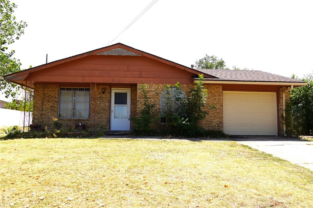 Hoover Ave, Lawton, OK 73505