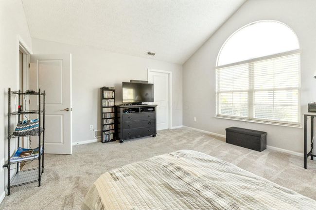 4163 Windbud Dr, Condo with 2 bedrooms, 2 bathrooms and null parking in New Albany OH | Image 42