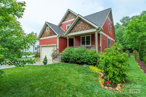 253 Flat Creek Rd, Black Mountain, NC, 28711-3217 | Card Image